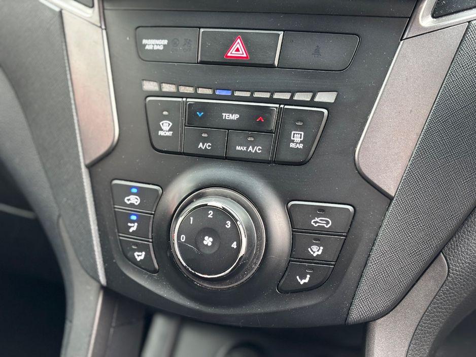 Hyundai Santa Fe - photo 13