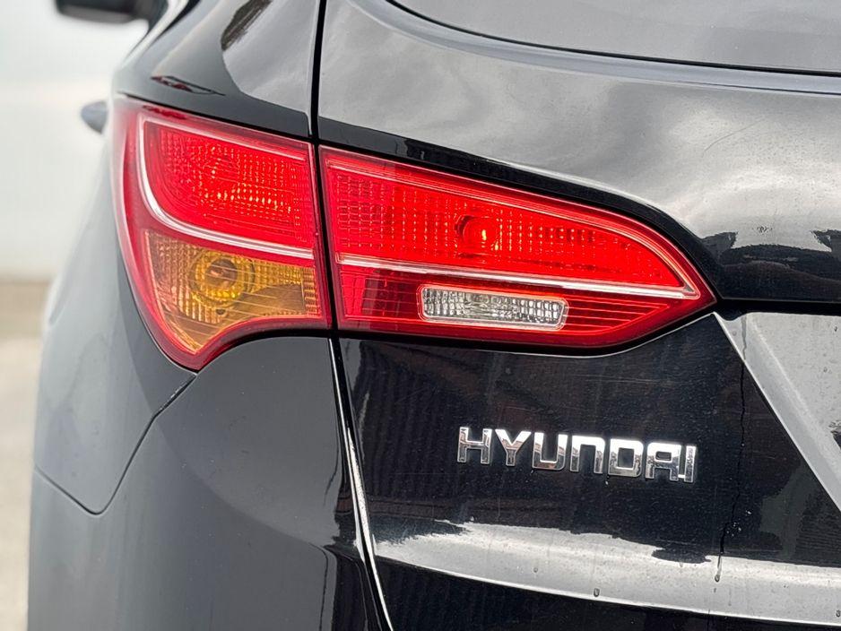 Hyundai Santa Fe - photo 19