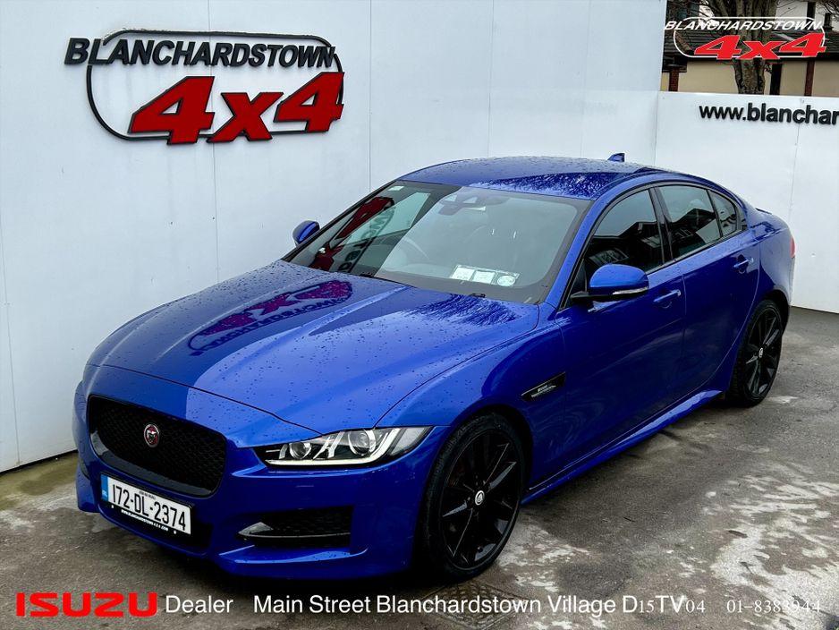 2017 Jaguar XE - interior view