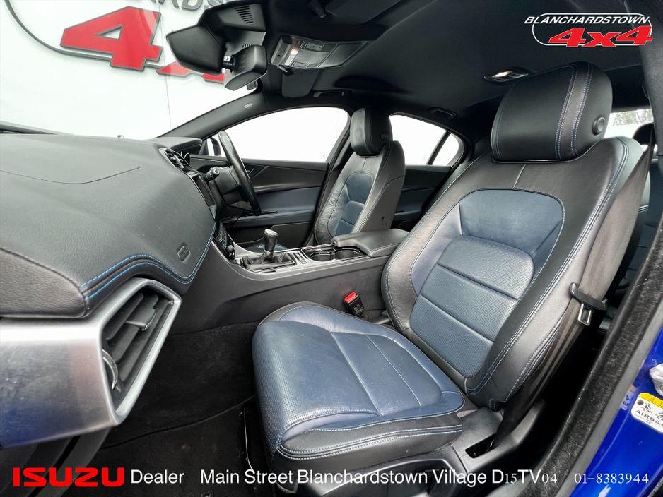 2017 Jaguar XE - photo 9