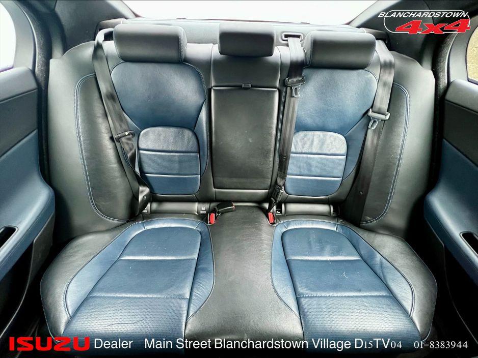 2017 Jaguar XE - photo 14