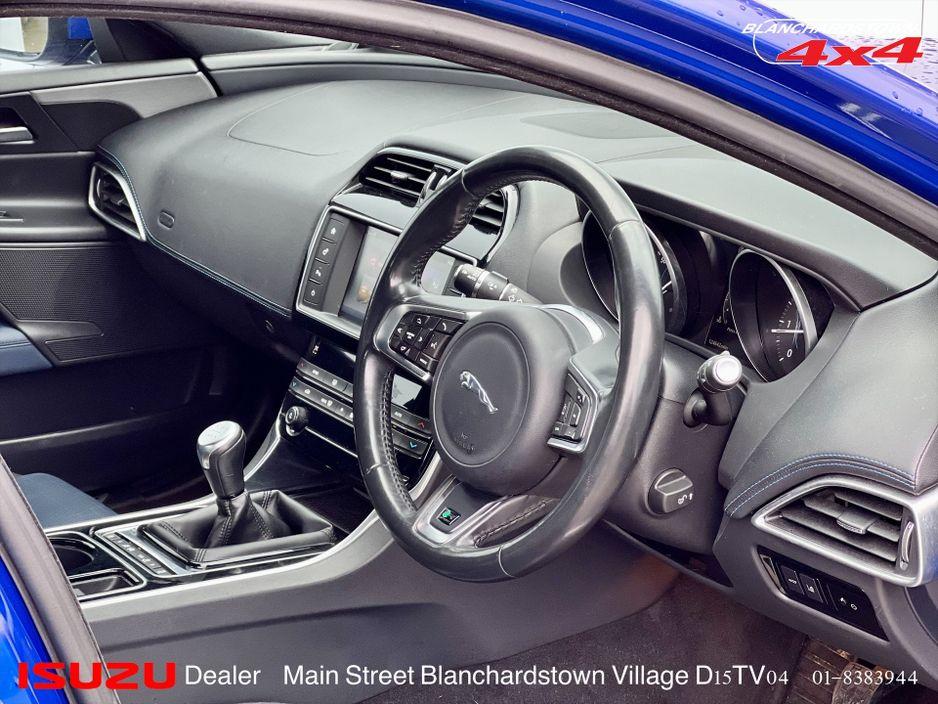 2017 Jaguar XE - photo 18