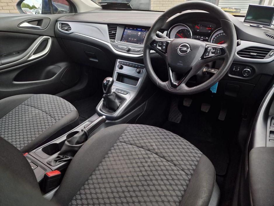 2020 Opel Astra - photo 10