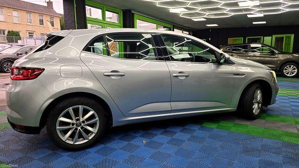 Renault Megane 2018 AA Approved 1 Year Warranty - photo 9