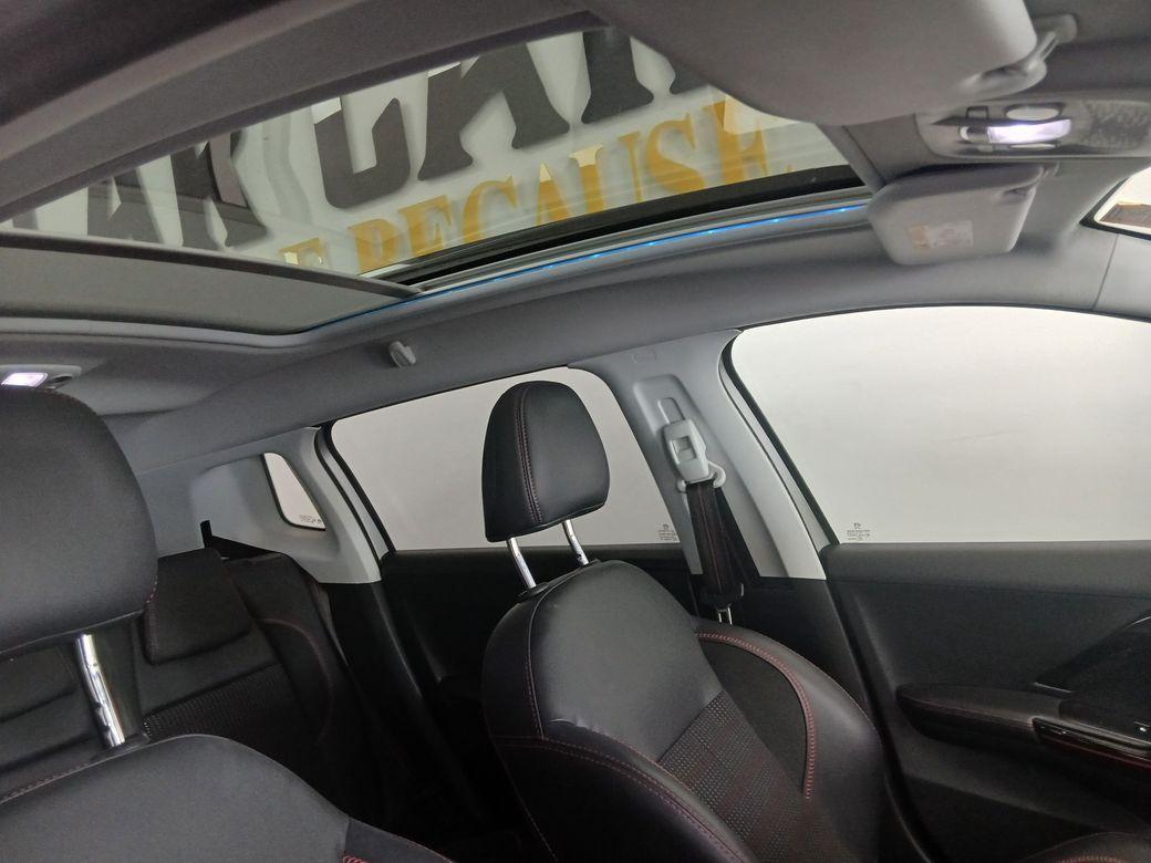 2017 Peugeot 2008 - photo 12