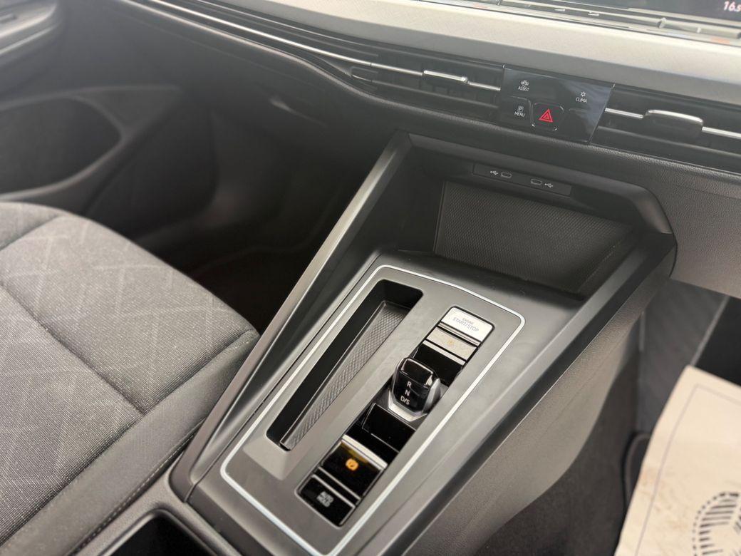 2023 Volkswagen Golf - photo 12