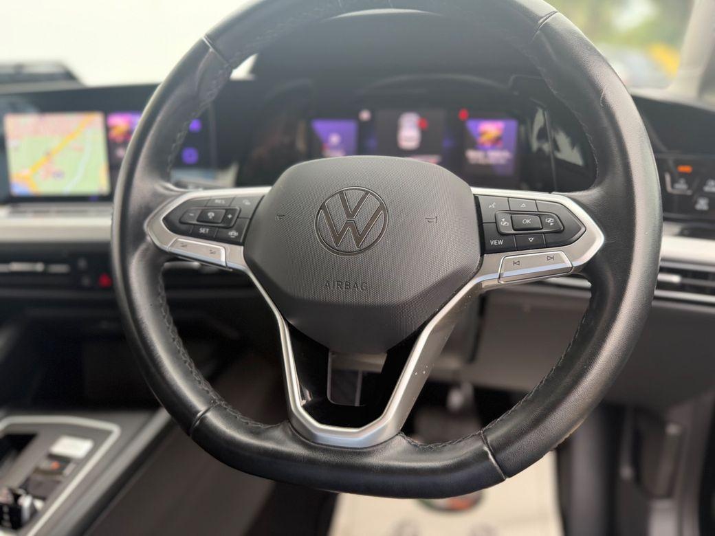 2023 Volkswagen Golf - photo 8