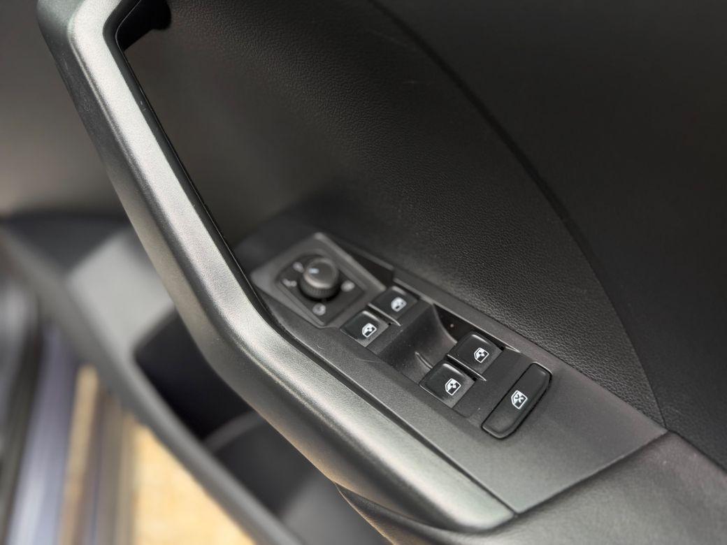 2023 Volkswagen T Cross - photo 14