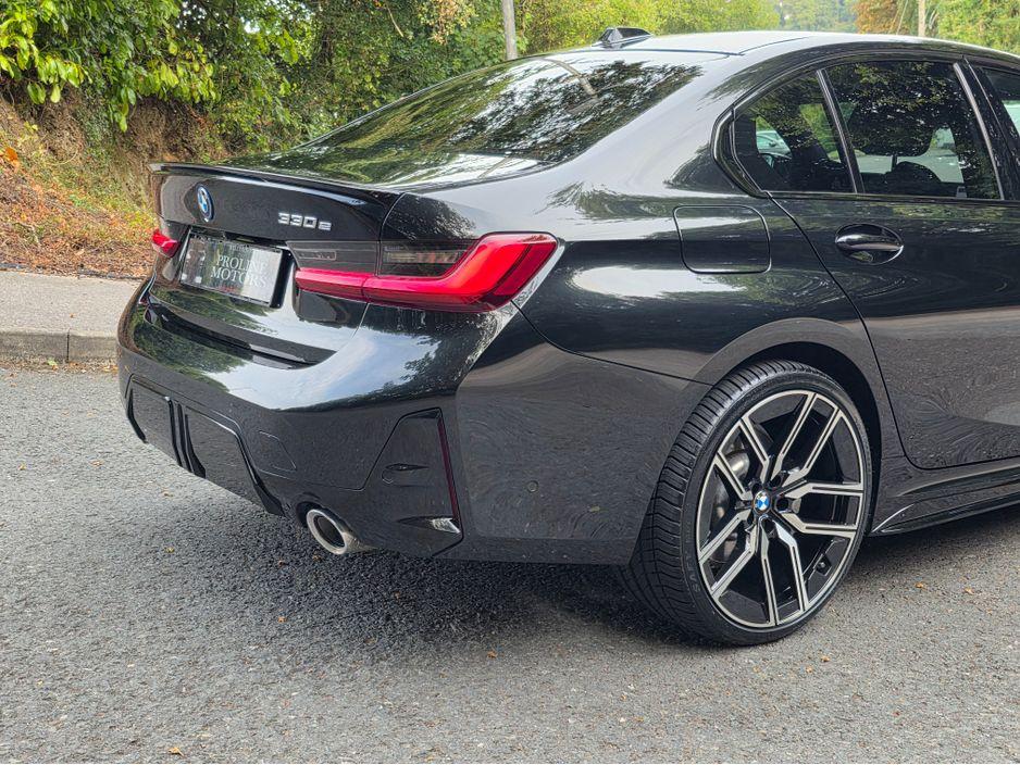 2023 BMW 3 Series - photo 8