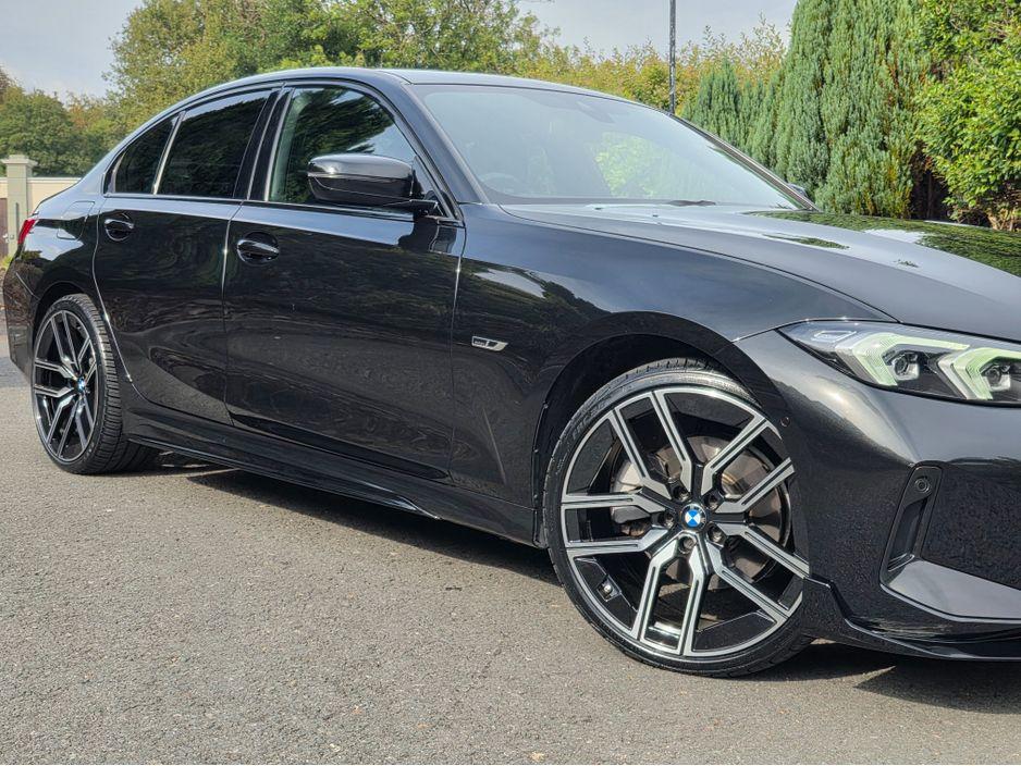 2023 BMW 3 Series - photo 7