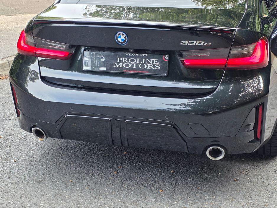 2023 BMW 3 Series - photo 11