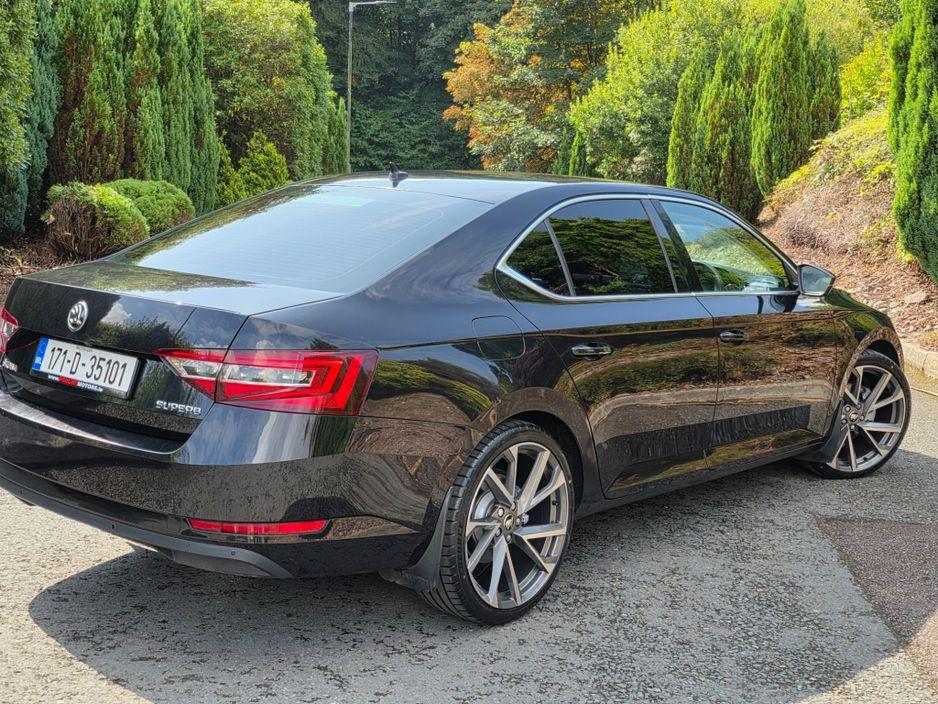 2017 Skoda Superb - photo 9