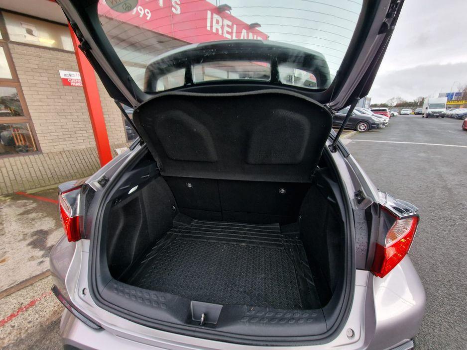 2018 Toyota C-HR - photo 12