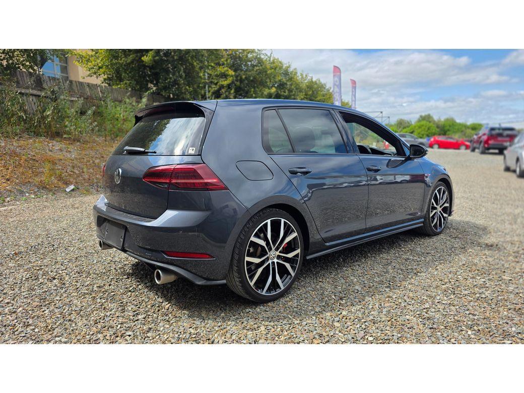 2019 Volkswagen Golf - photo 6