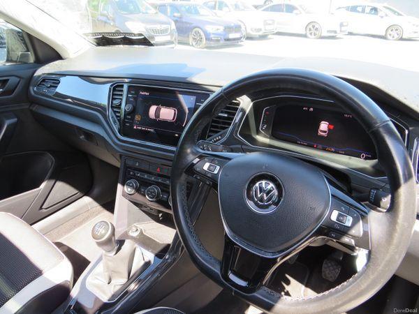 Volkswagen T-Roc 2018 5DR SPORT IN BLACK - photo 6