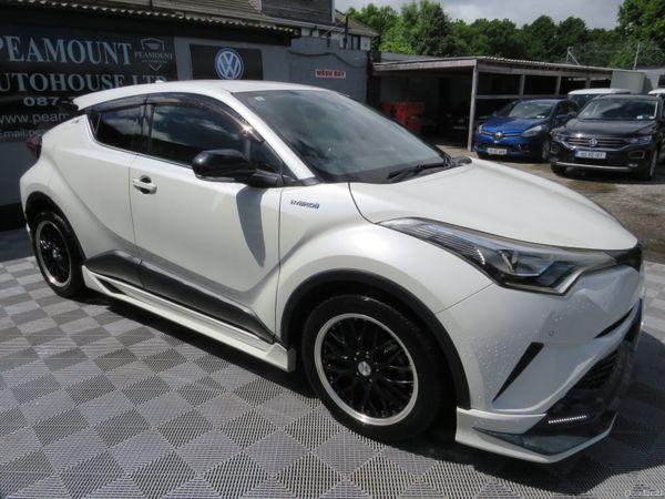 2017 TOYOTA C-HR HYBRID JEEP AUTO 1.8 - rear view