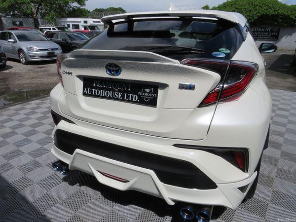 2017 TOYOTA C-HR HYBRID JEEP AUTO 1.8 - photo 4