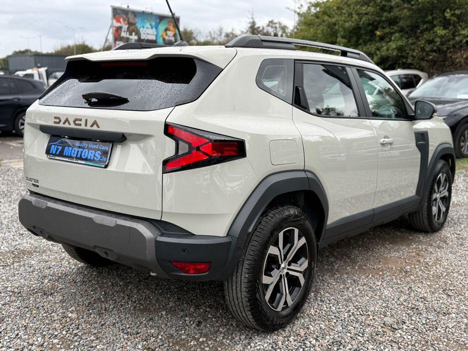 2025 Dacia Duster 1.6 SUV Hybrid - rear view