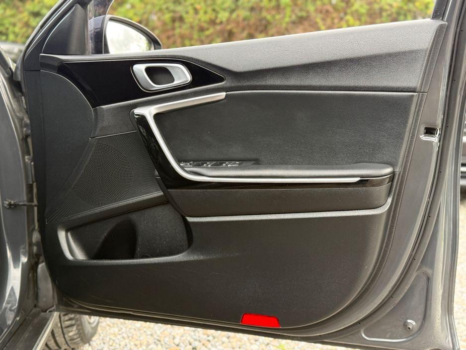 2022 Kia Xceed 1.6 Hybrid - photo 16