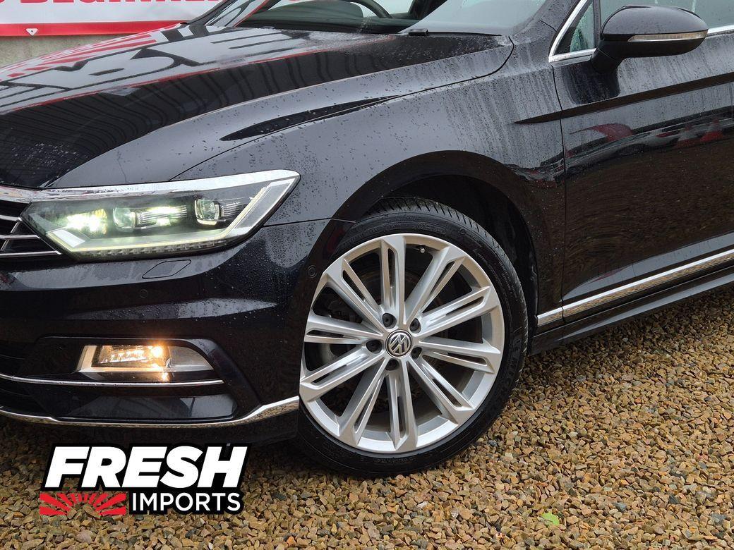 2016 Volkswagen Passat 2.0 Petrol Automatic - photo 4