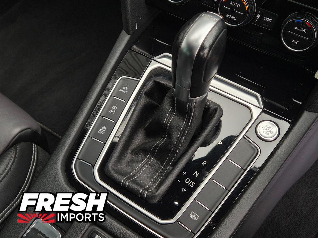 2016 Volkswagen Passat 2.0 Petrol Automatic - photo 11