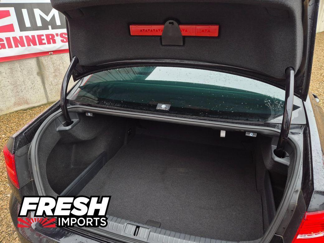 2016 Volkswagen Passat 2.0 Petrol Automatic - photo 14