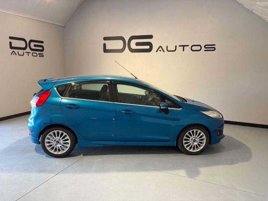 2015 Ford Fiesta 1.0 Petrol - photo 2