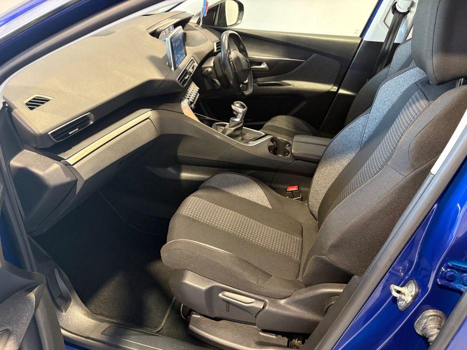 2019 Peugeot 3008 1.5 Diesel - photo 6
