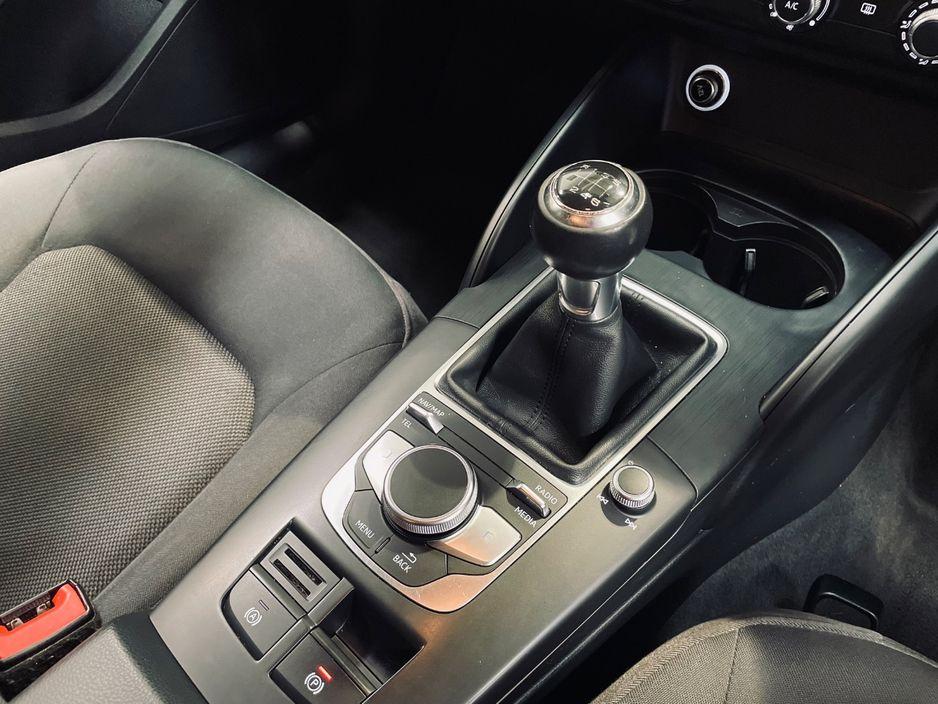2019 Audi A3 1.6 TDI SE - photo 17