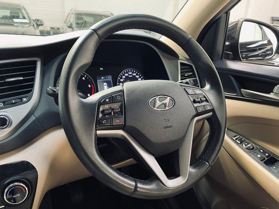 2017 Hyundai Tucson 1.7 Diesel SUV - photo 15