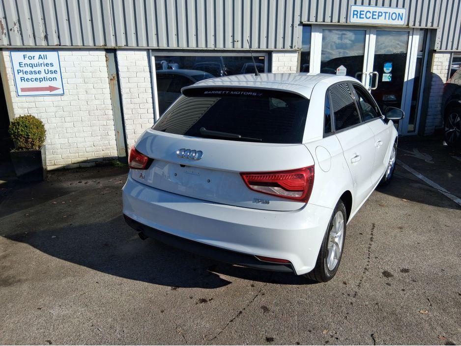 2016 Audi A1 Petrol 1.0 - photo 5