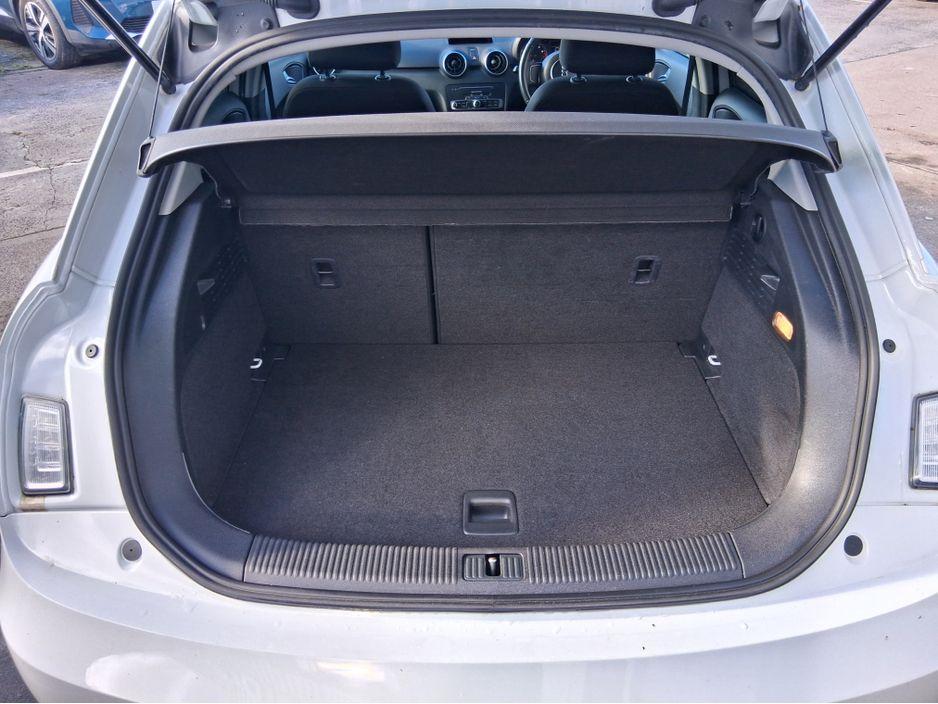 2016 Audi A1 Petrol 1.0 - photo 11