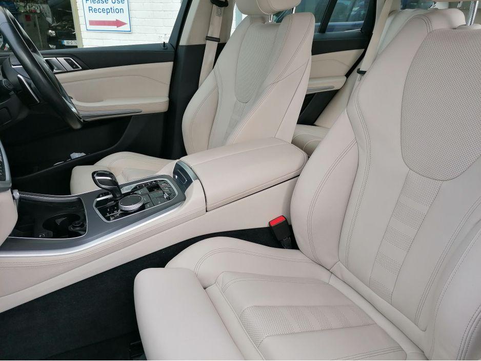 2021 BMW X5 - photo 7