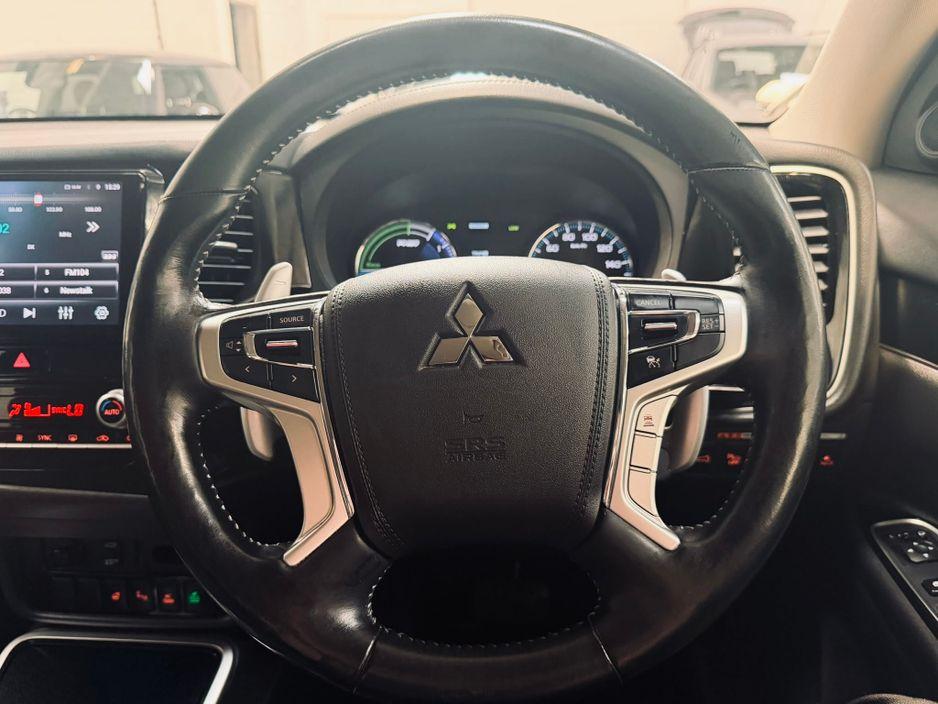 2020 Mitsubishi Outlander 2.4 PHEV Automatic 4x4 in Dublin - photo 18