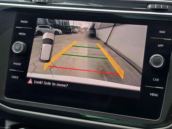 2019 Volkswagen Tiguan R-Line 2.0 TDI 150HP | Gort Co. Galway - photo 17
