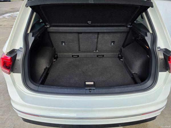 2019 Volkswagen Tiguan R-Line 2.0 TDI 150HP | Gort Co. Galway - photo 21