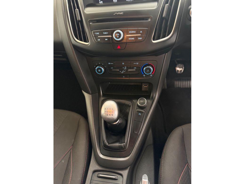 2018 Ford Focus ST-Line 1.0 EcoBoost for Sale Dublin - photo 11