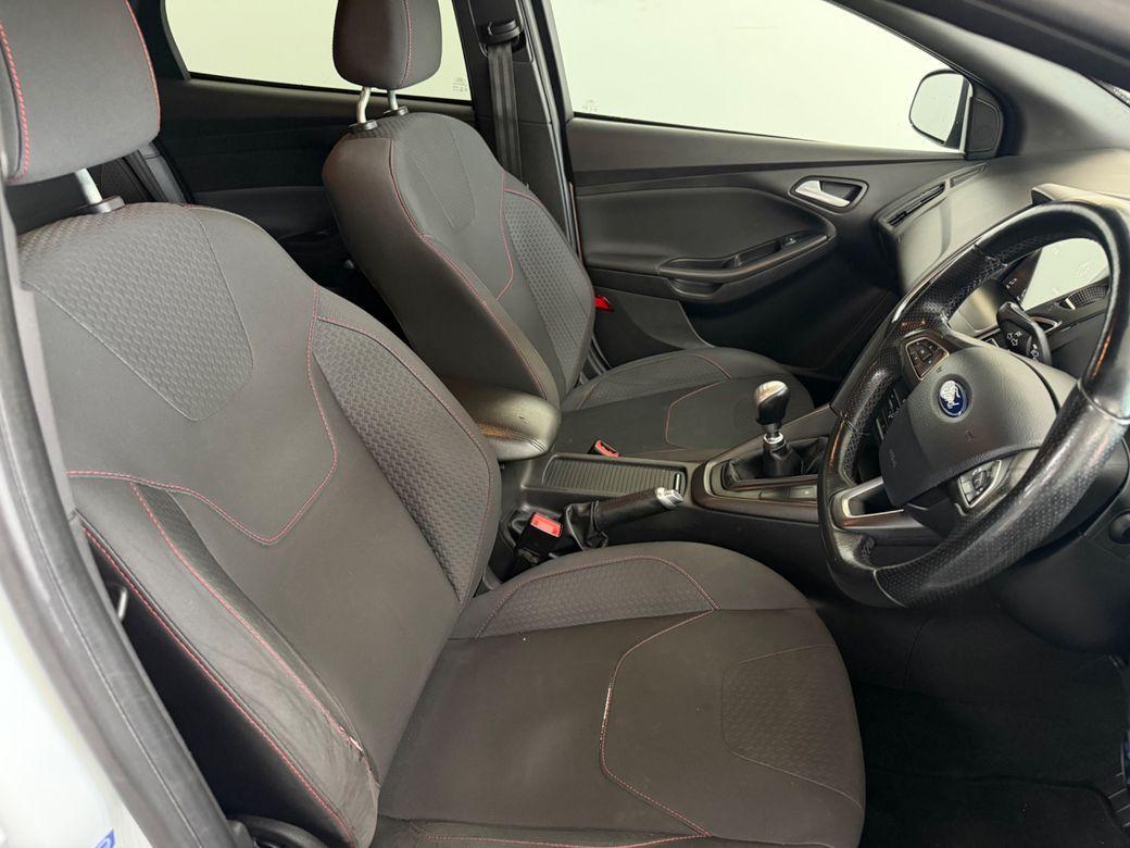 2018 Ford Focus ST-Line 1.0 EcoBoost for Sale Dublin - photo 10