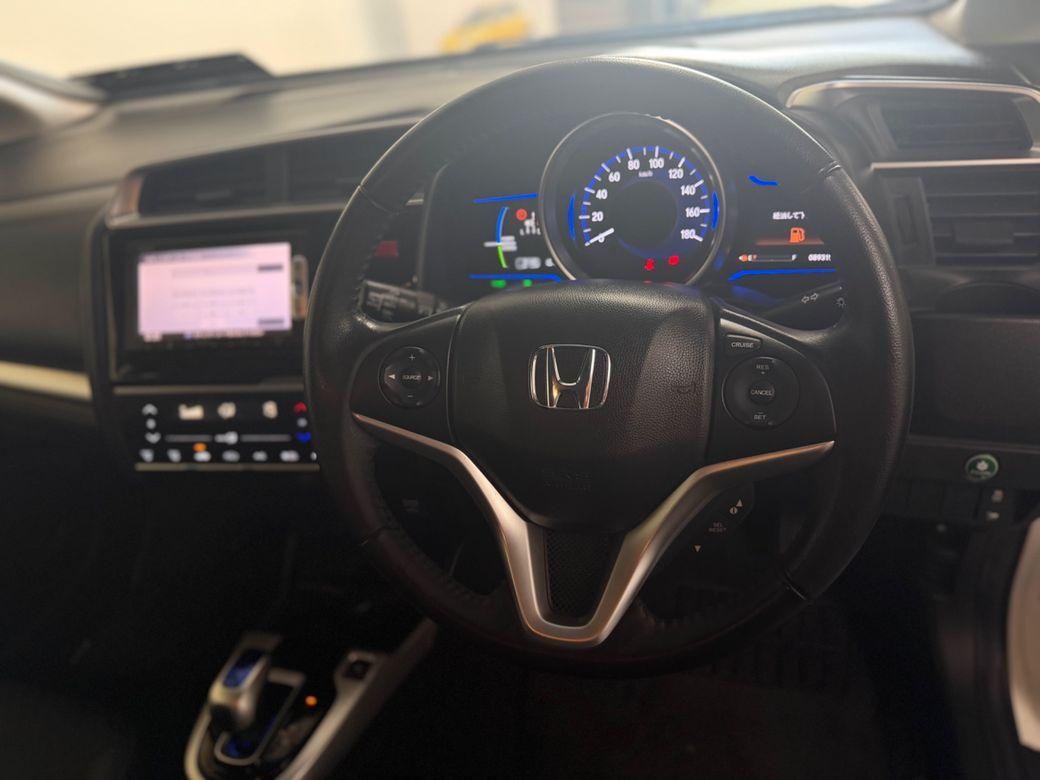 2013 Honda Fit 1.5 Hybrid Automatic for Sale Dublin - photo 9