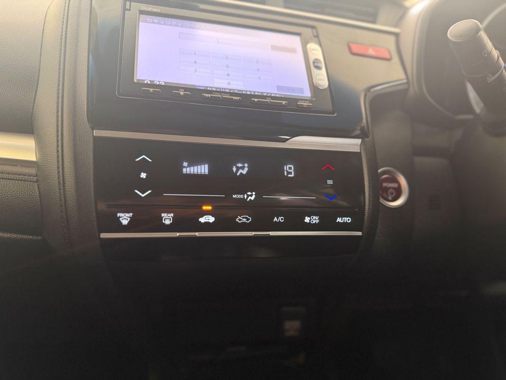 2013 Honda Fit 1.5 Hybrid Automatic for Sale Dublin - photo 17