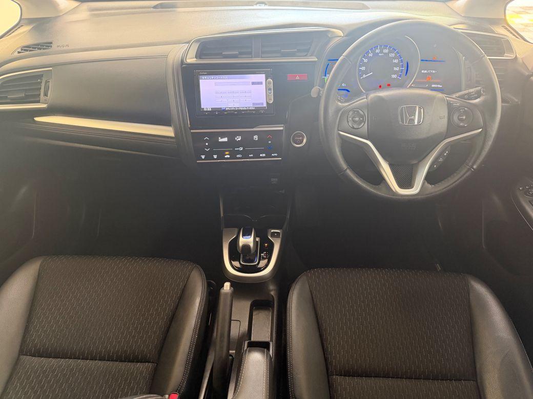 2013 Honda Fit 1.5 Hybrid Automatic for Sale Dublin - photo 16