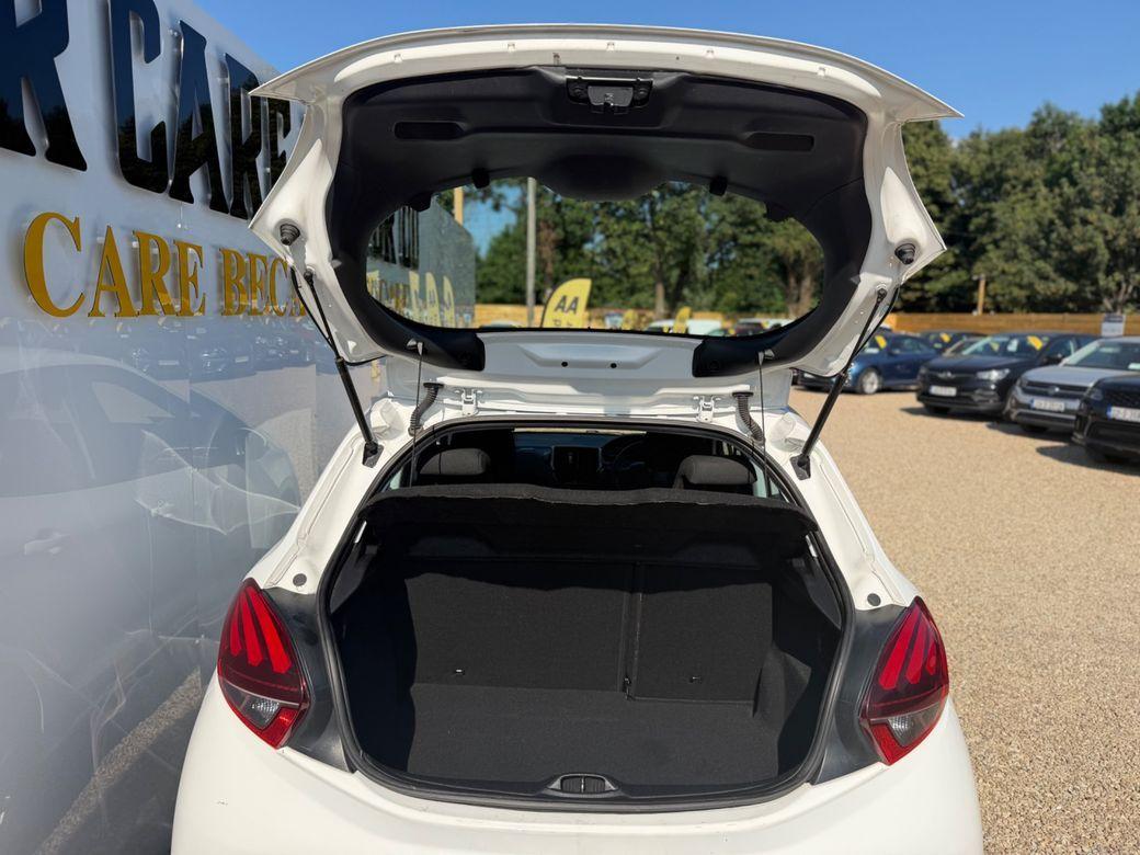 2019 Peugeot 208 1.2 Automatic for Sale Dublin - photo 13