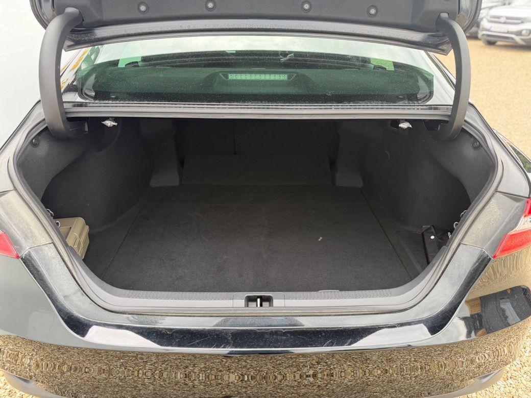 2021 Toyota Camry 2.5 Hybrid Automatic for Sale in Dublin - photo 15