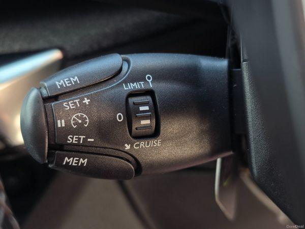 2018 Peugeot 5008 Allure 1.6 Diesel Manual 7-Seater – GE Motors Galway - photo 21